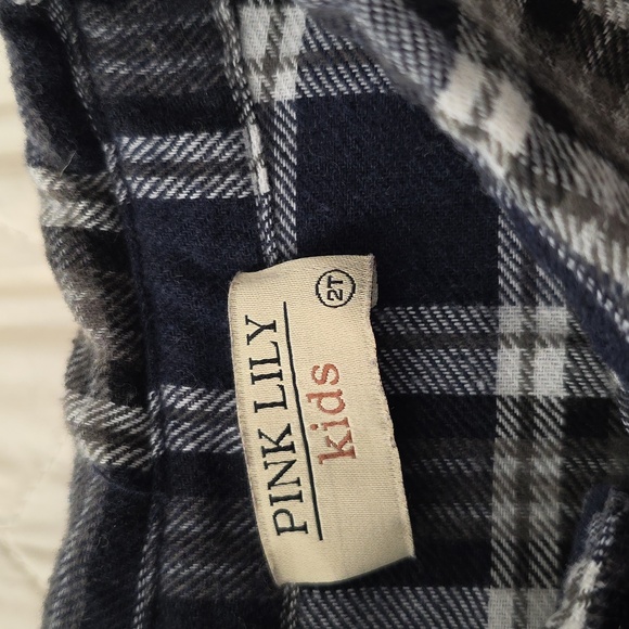 Pink Lily Kids Navy and White Plaid Shirt 2T (Katie #8) - Picture 3 of 4